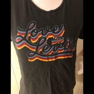 Levi’s T-shirt